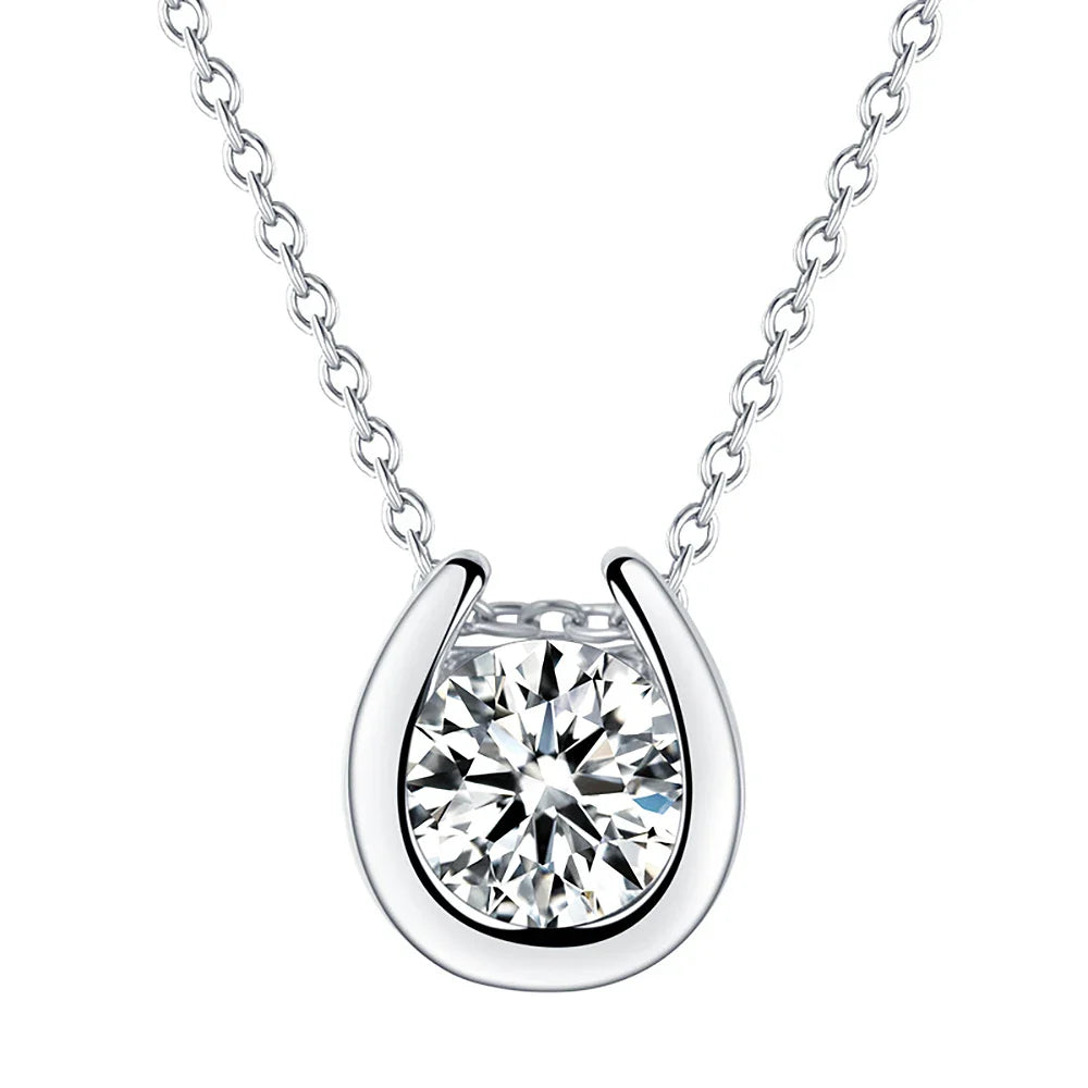 Luxury Moissanite Horseshoe Pendant Necklace