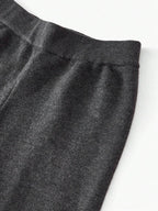 Conjunto de dos piezas de punto premium: jersey de cuello alto y pantalón ancho 