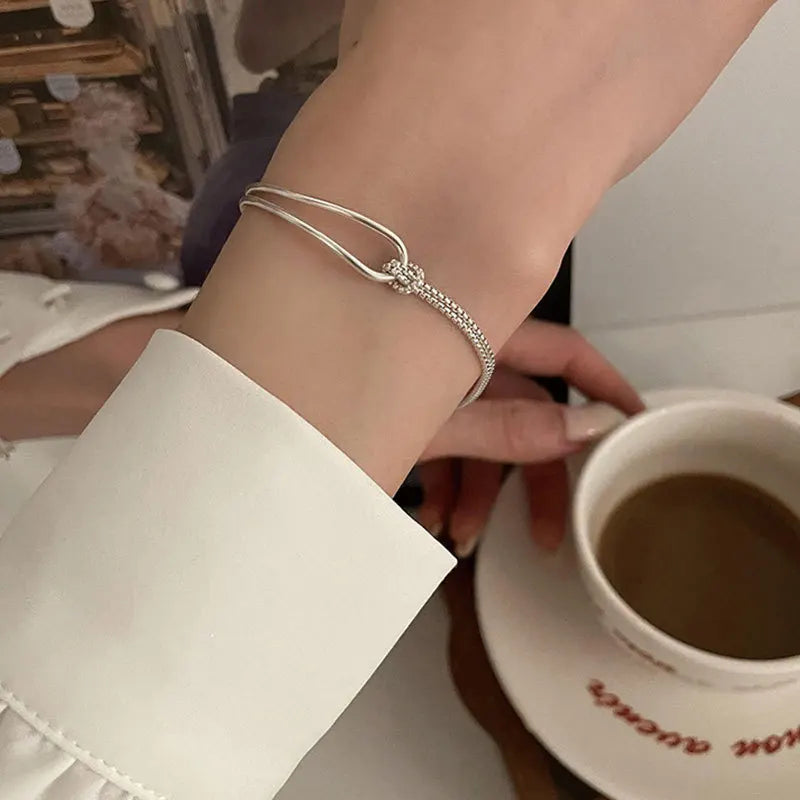 Pulsera de cuentas cuadradas geométricas de plata para mujer