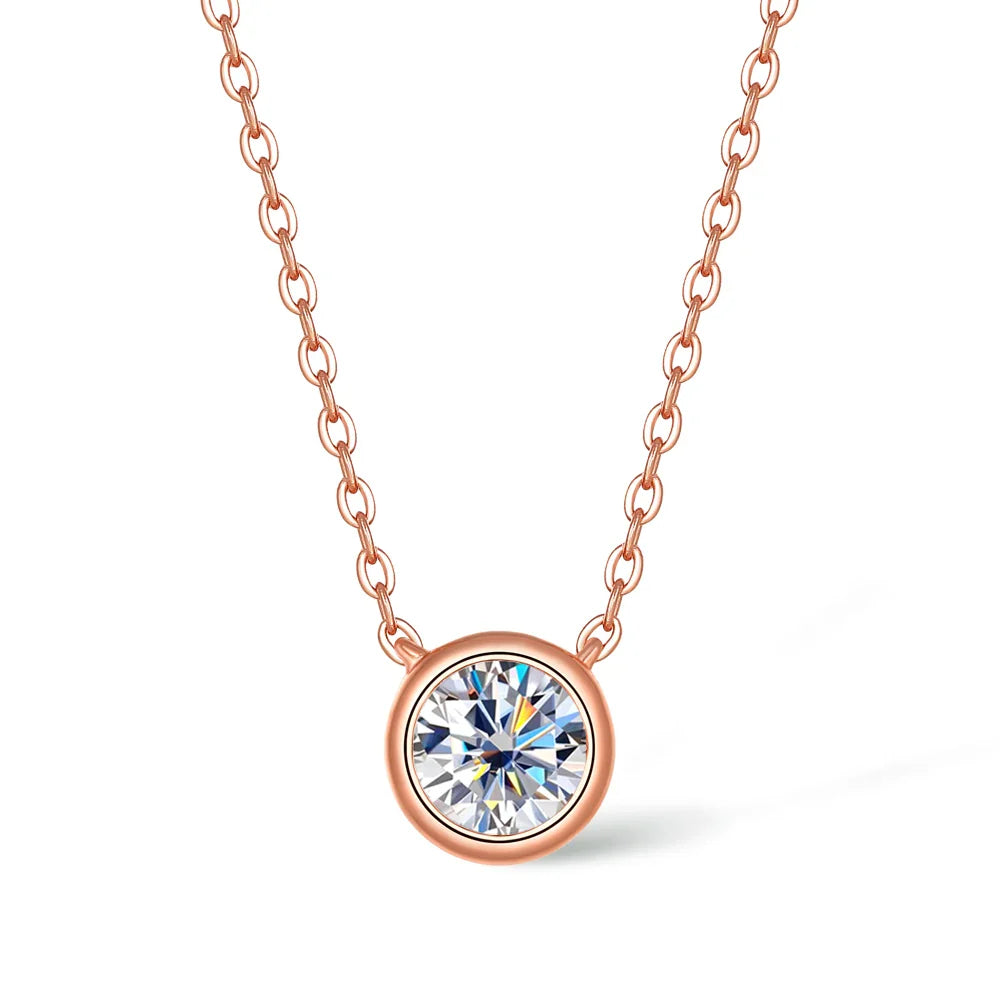 Collar de lujo de moissanita radiante - Elegancia bañada en oro de 18 k