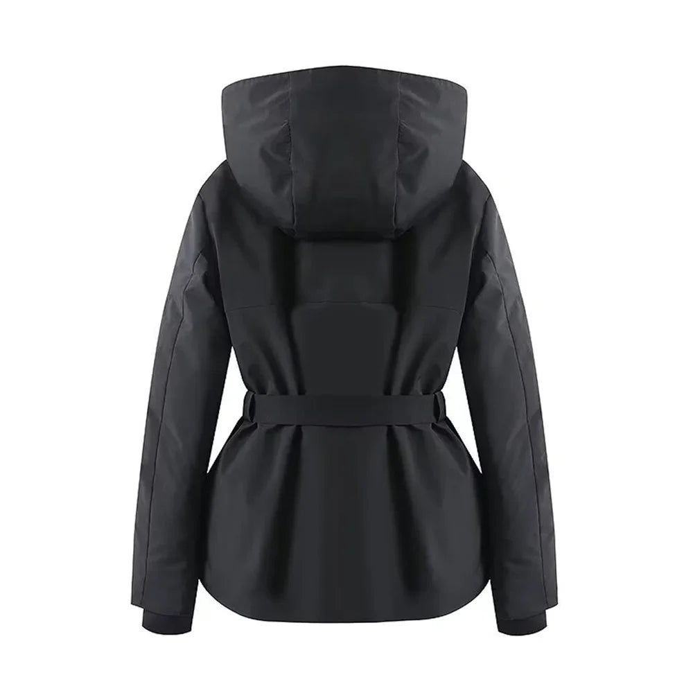 Chaqueta elegante con capucha y cintura ceñida para mujer