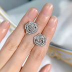 Exquisitos pendientes de flor de moissanita en plata de ley 925