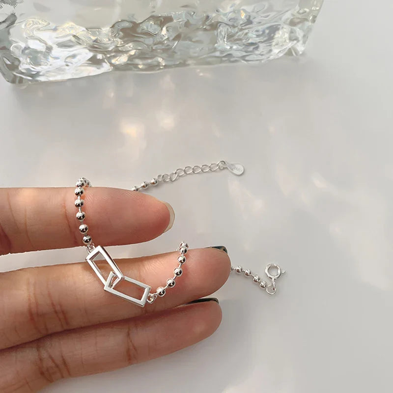 Pulsera de cuentas cuadradas geométricas de plata para mujer