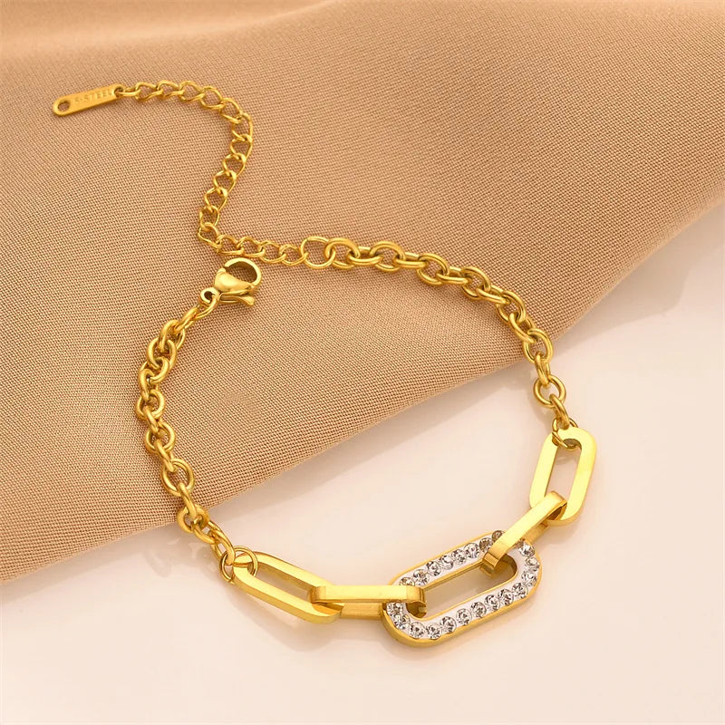 Elegante pulsera de acero inoxidable con dije de circonita para mujer
