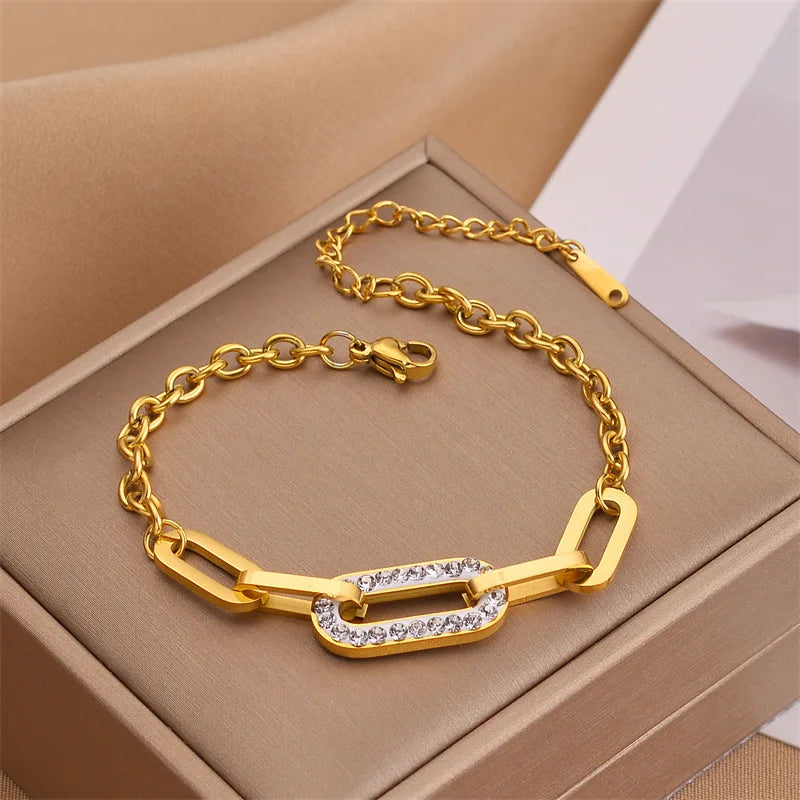 Elegante pulsera de acero inoxidable con dije de circonita para mujer