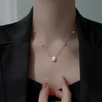 Collar de moissanita Ivictress: Elegancia radiante en plata de ley